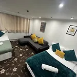 4 Bedroom Cosy Home Birmingham