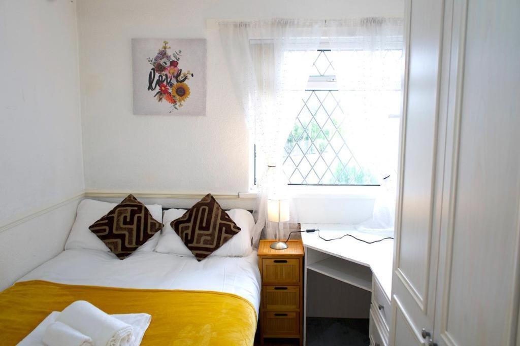 4 Bedroom Cosy * Birmingham