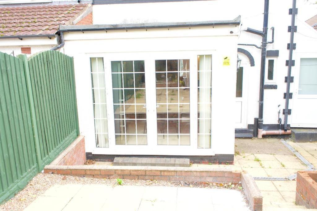 4 Bedroom Cosy