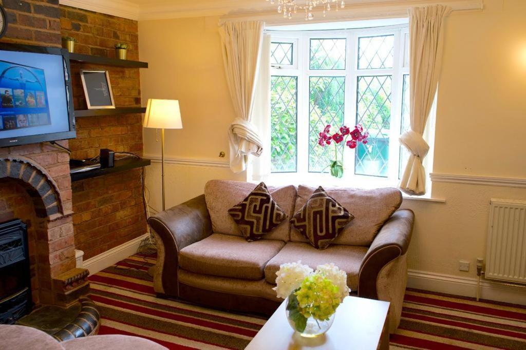 Holiday home 4 Bedroom Cosy *