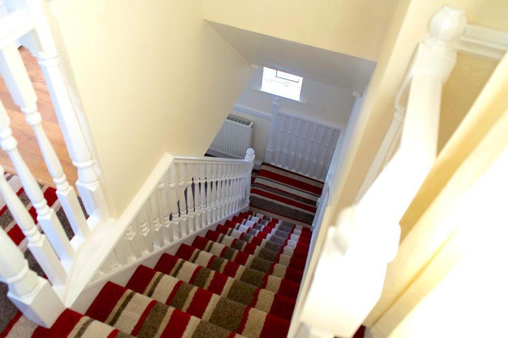 4 Bedroom Cosy Holiday home *